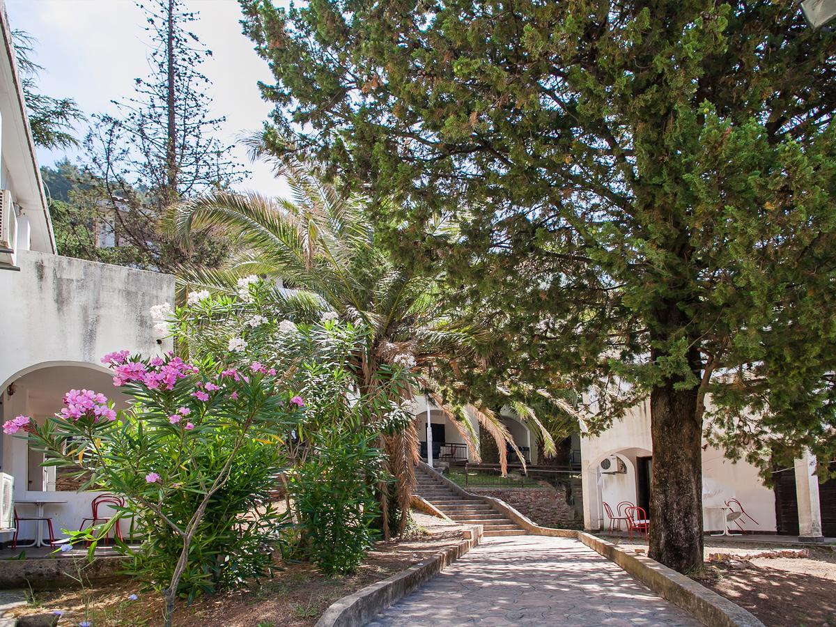 Holiday Park Vile Park Budva Exterior photo